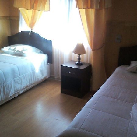 Alberto Agostini Hotel ปวยร์โตนาตาเลส ภายนอก รูปภาพ